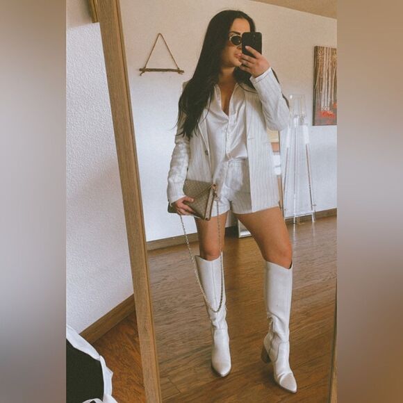 Off white boots - Picture 2 of 4